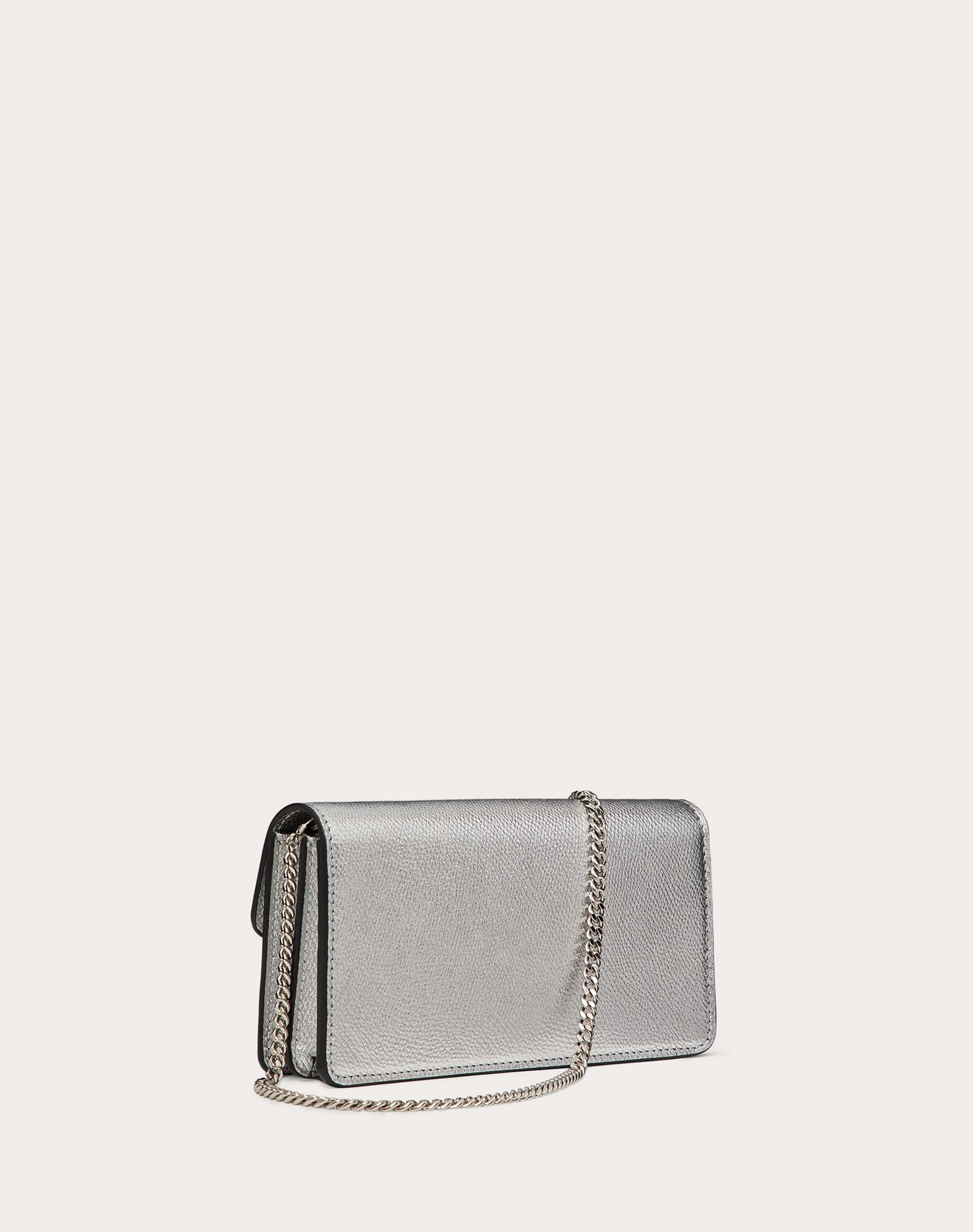 VLOGO SIGNATURE GRAINY METALLIC CALFSKIN WALLET WITH CHAIN - 3