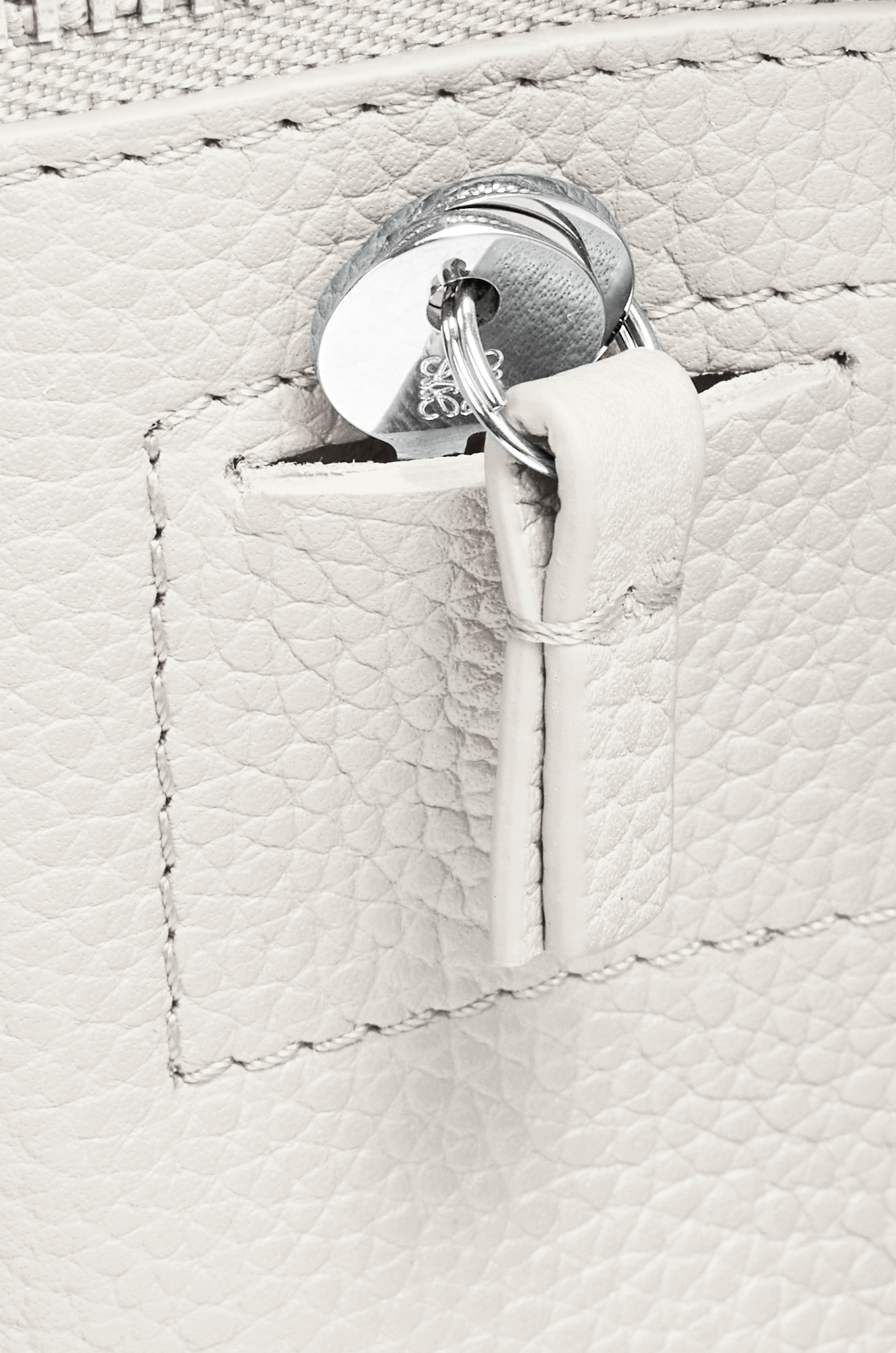 Amazona 23 bag in soft grained calfskin - 10