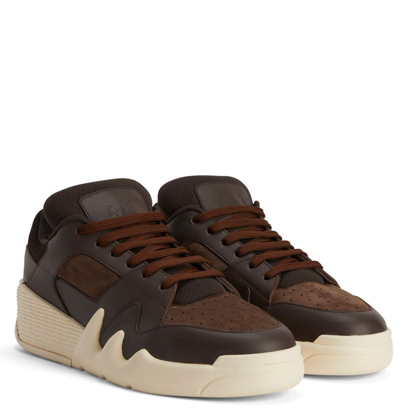 Giuseppe Zanotti Talon outlook