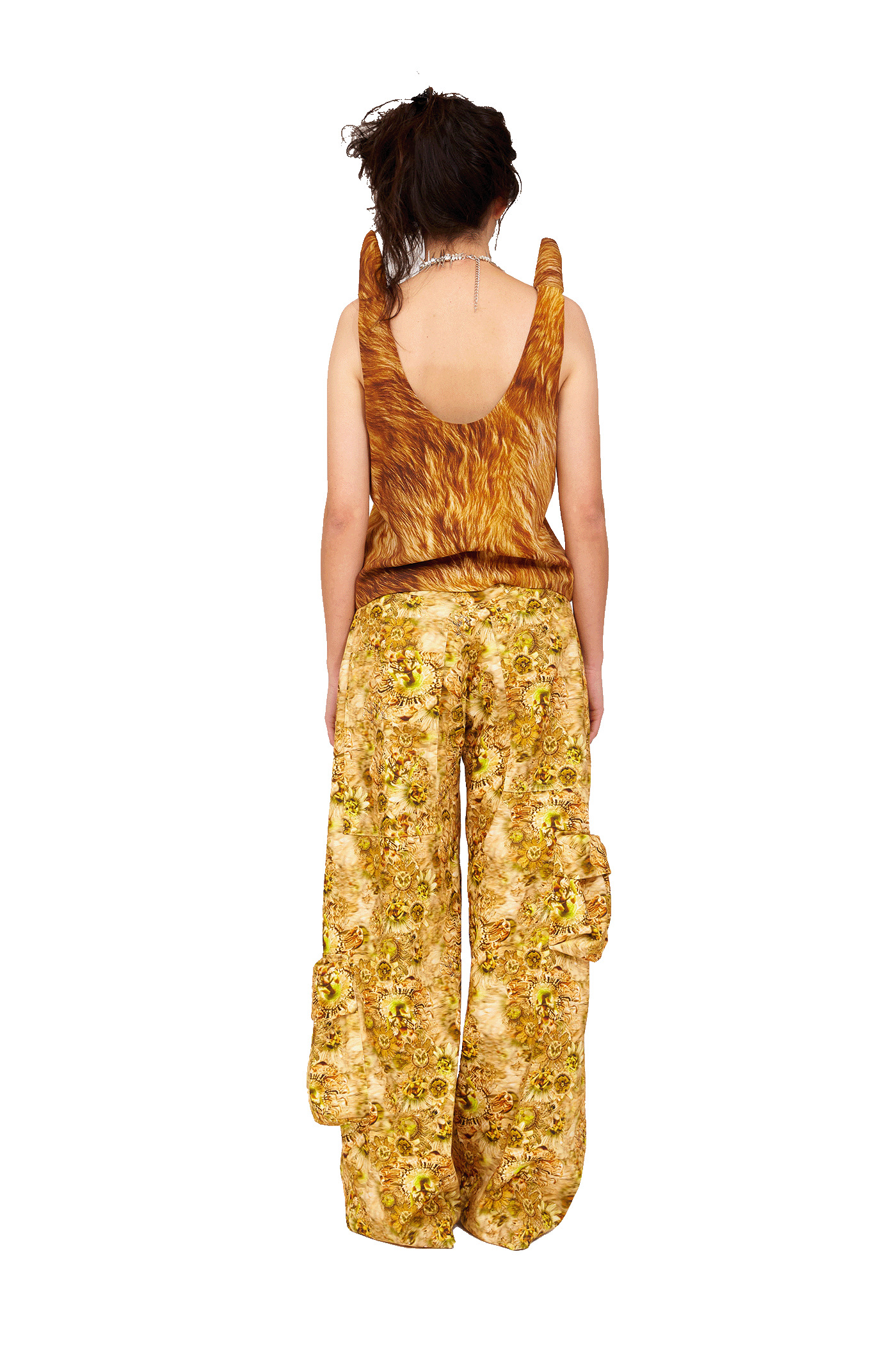 BROWN FUR HORN TANK - 6