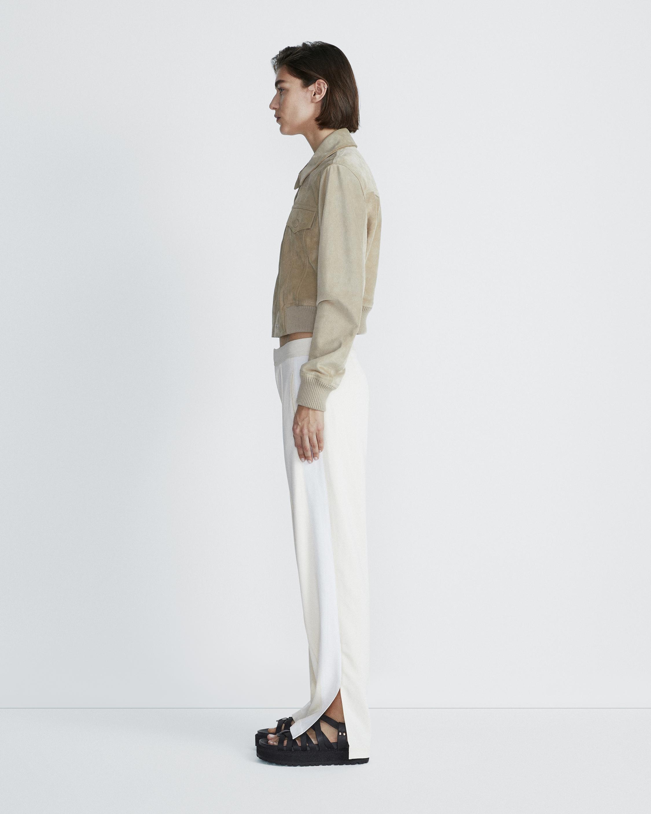 Cameron Crepe Pant
Classic Fit Pant - 5