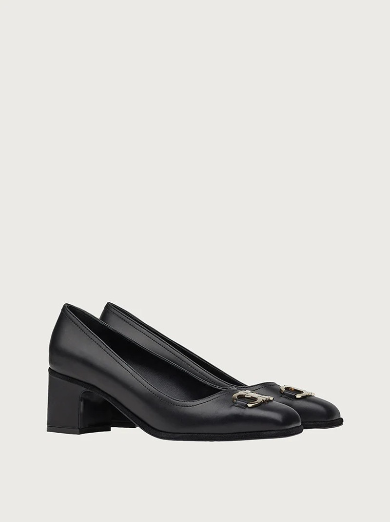 FERRAGAMO GANCINI COURT SHOE outlook
