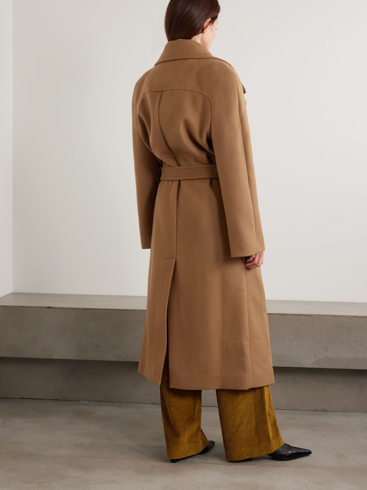 Double-breasted belted wool coat Tan - 3