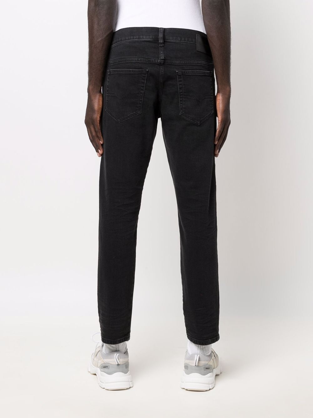 mid-rise slim-cut jeans - 4