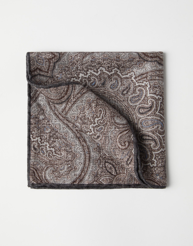 Silk pocket square with paisley design 1