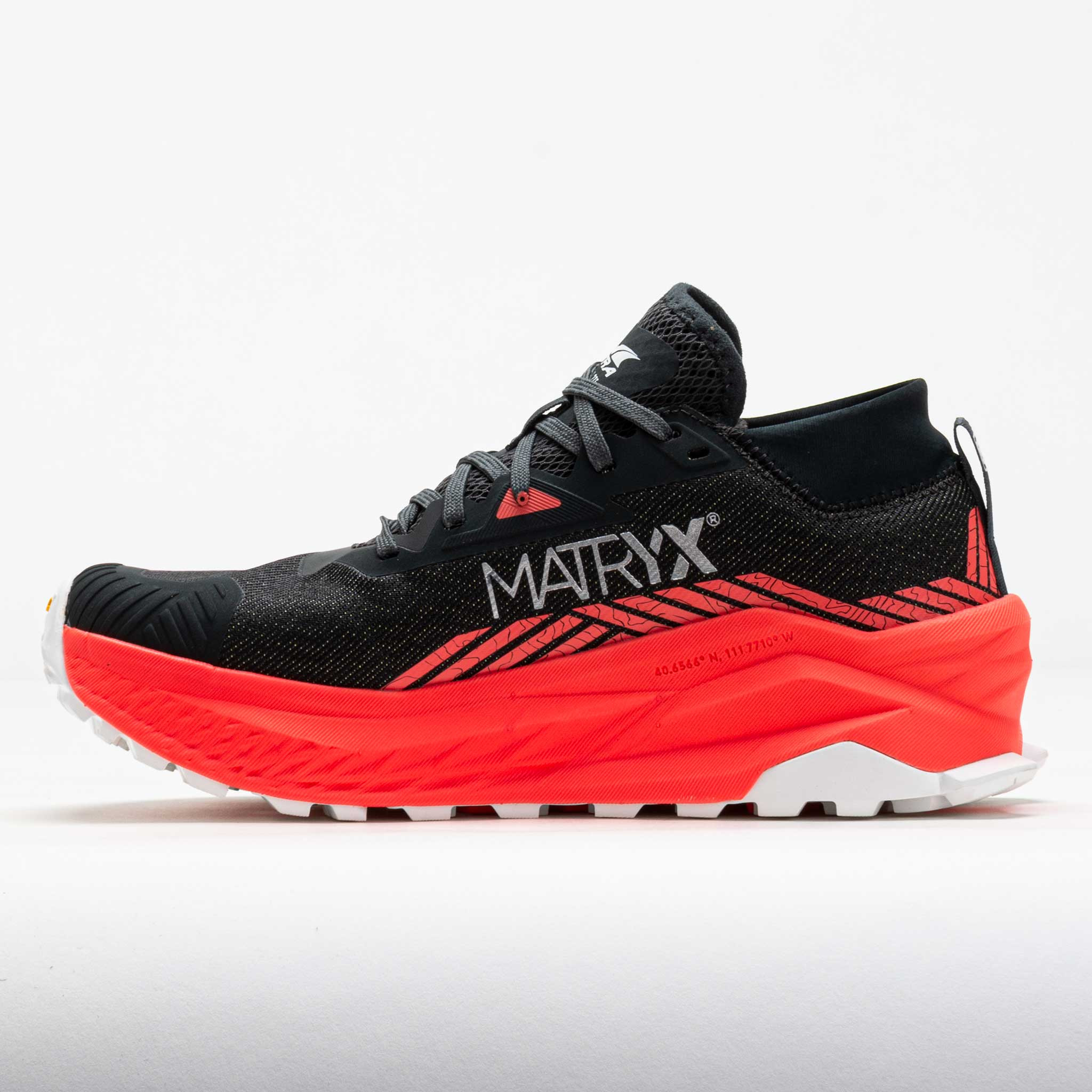 Altra Olympus 275 Women's Coral/Black - 2