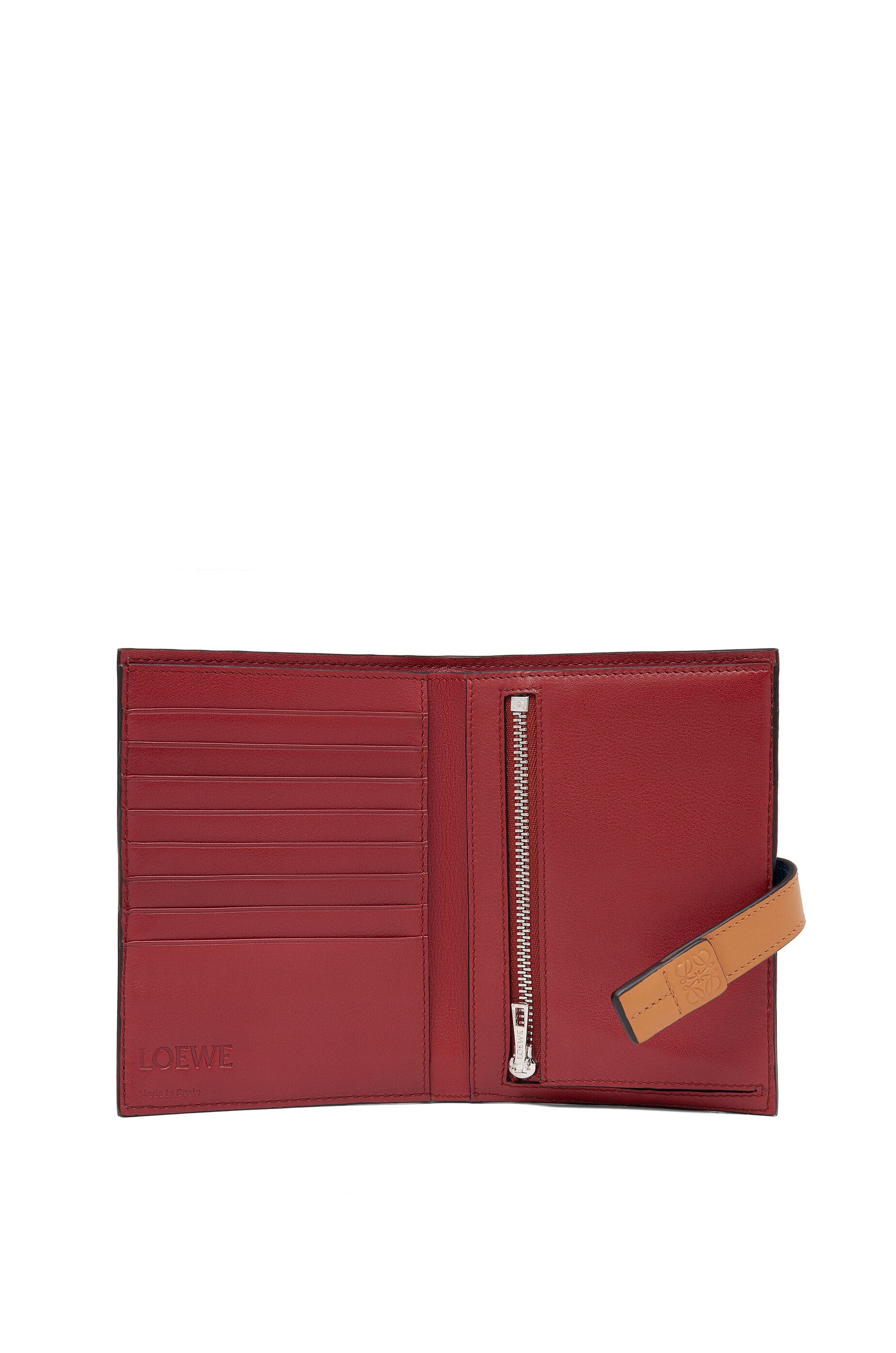 Medium Vertical Wallet in soft grained calfskin - 4