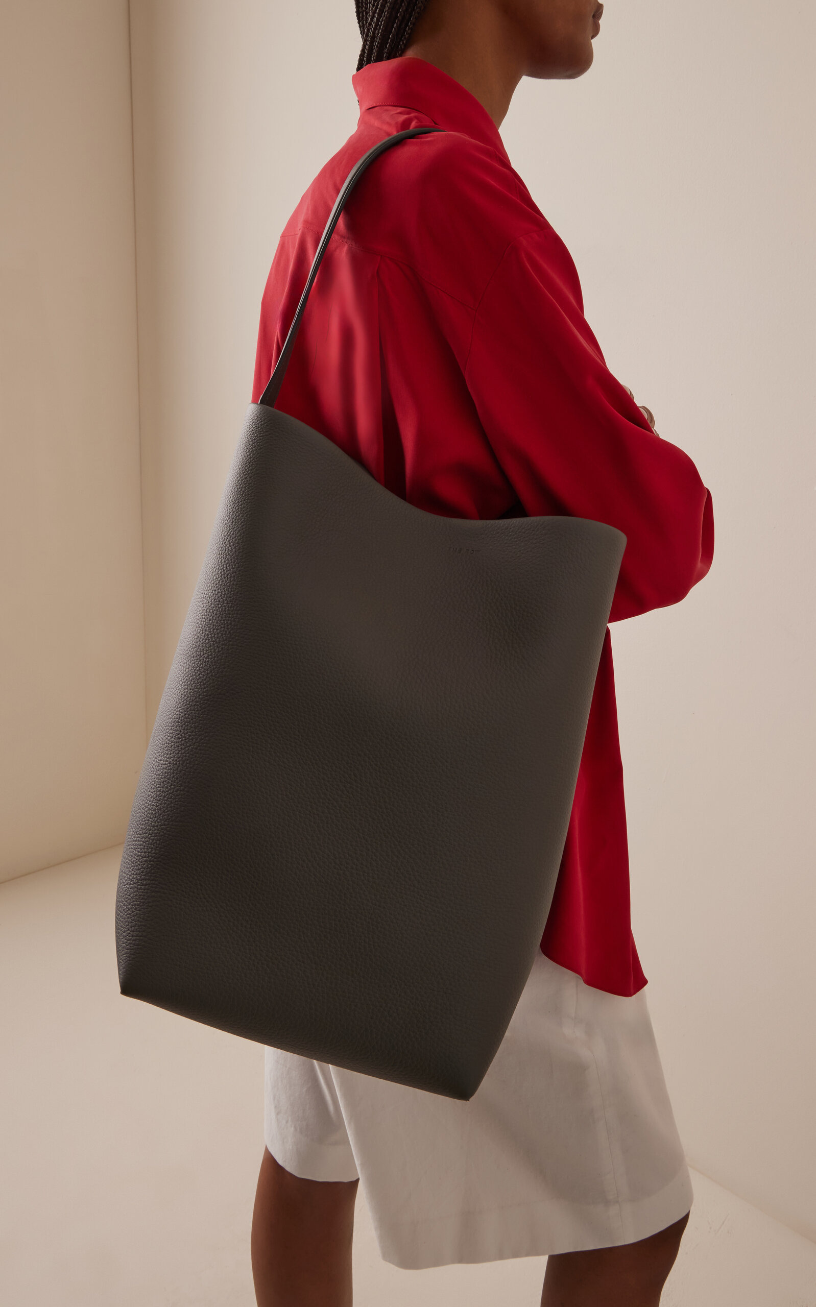 Large N/S Park Leather Tote Bag grey - 2