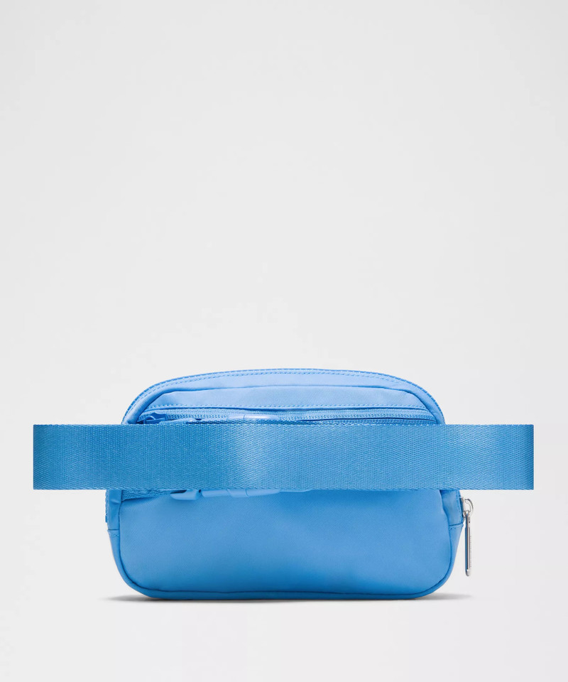 Everywhere Belt Bag 1L 3