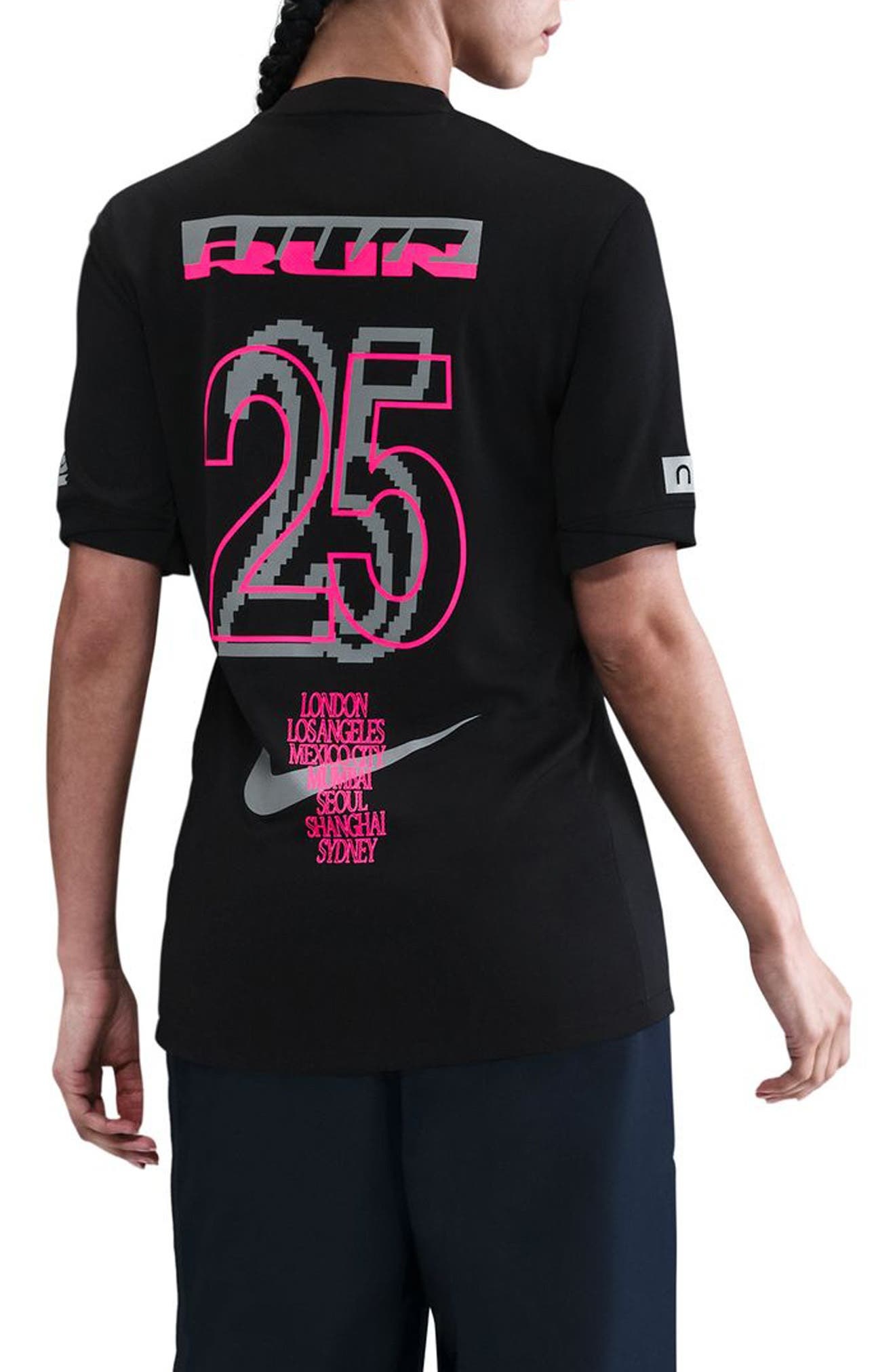 Nike Dri-FIT Reflective Graphic Running T-Shirt in Black/Hyper Pink at Nordstrom - 2