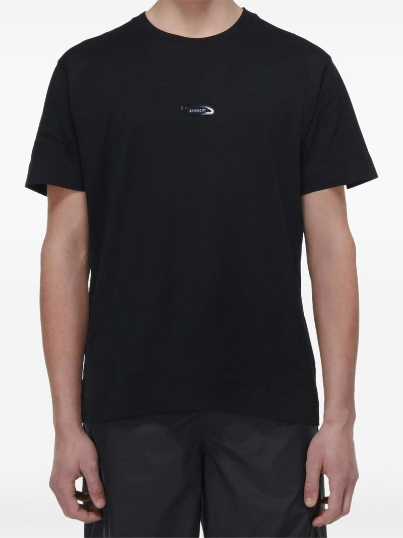 Givenchy logo-plaque T-shirt outlook