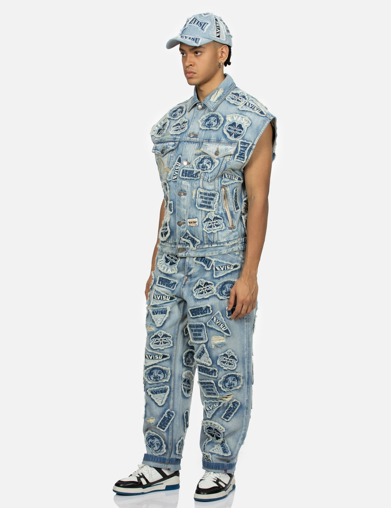 MULTIPLE BADGES DECONSTRUCTED RELAX FIT JEANS 3