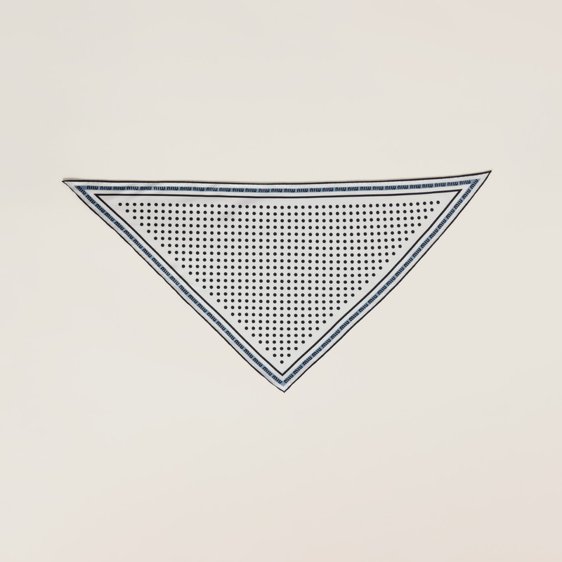 Printed silk twill scarf 3