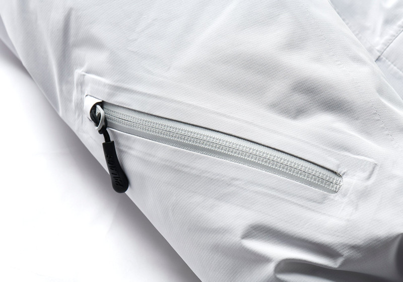 GORE-TEX DOWN PARKA ICE GREY 12