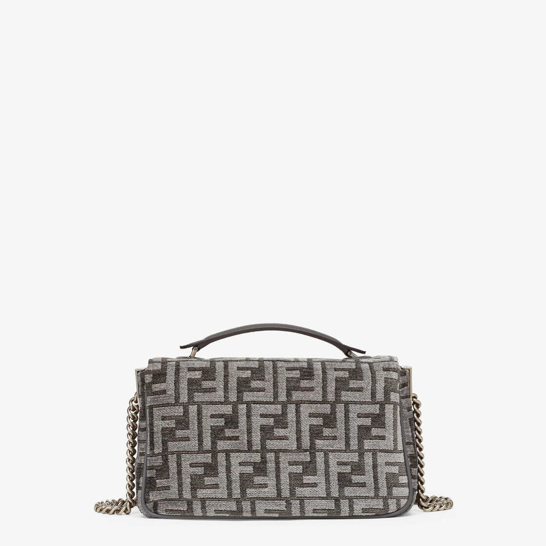 Iconic medium-sized Baguette bag with chain, made of chenille with dark gray FF tapestry motif. Fini - 3