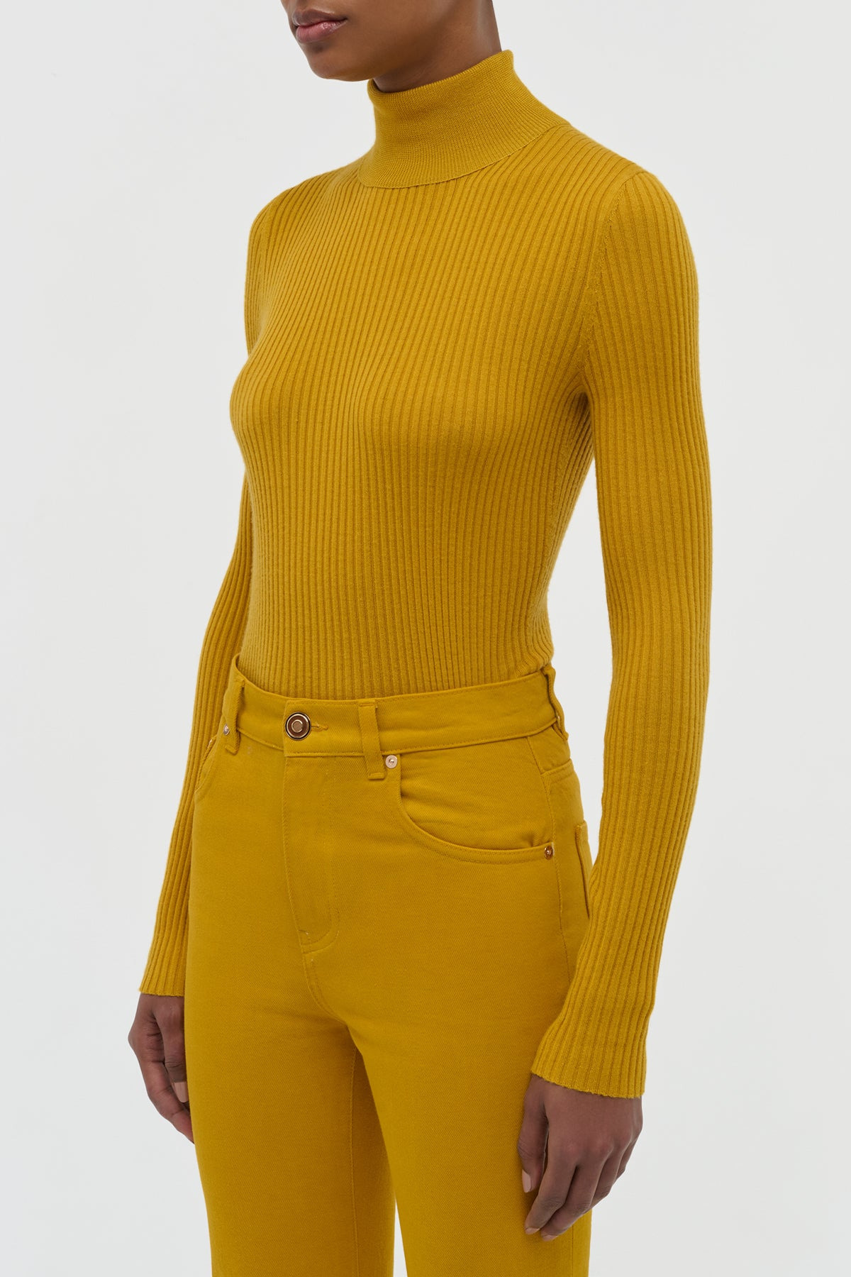 Peppe Knit Turtleneck in Golden Birch Cashmere Silk - 3