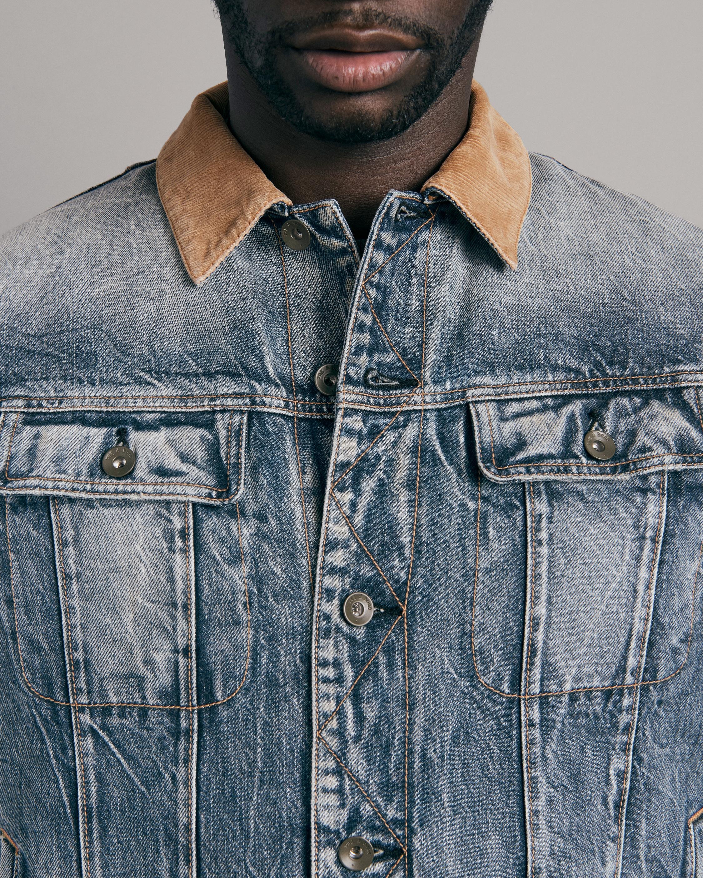 Eli Denim Trucker
Classic Fit Jacket - 6