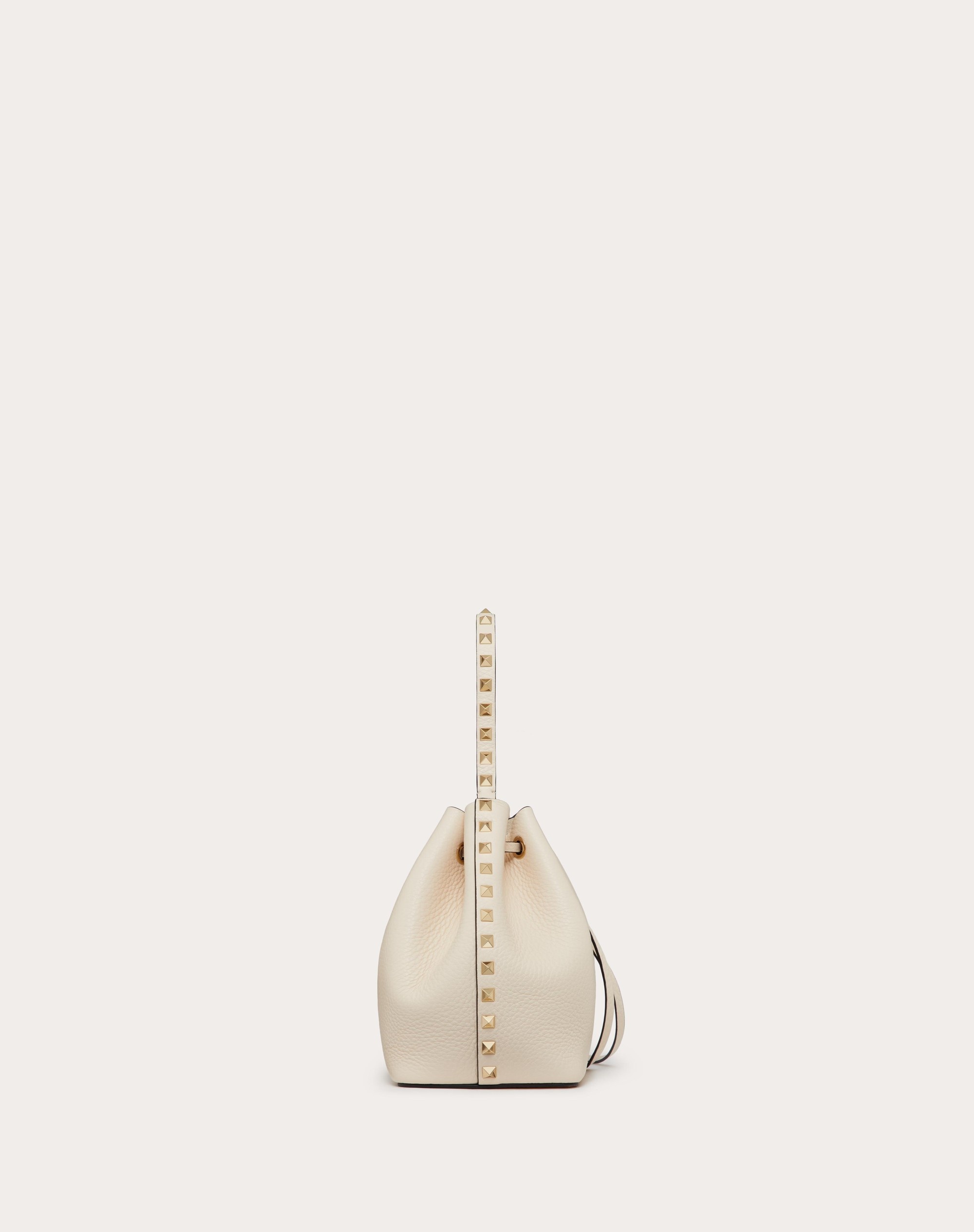 ROCKSTUD GRAINY CALFSKIN BUCKET BAG - 5