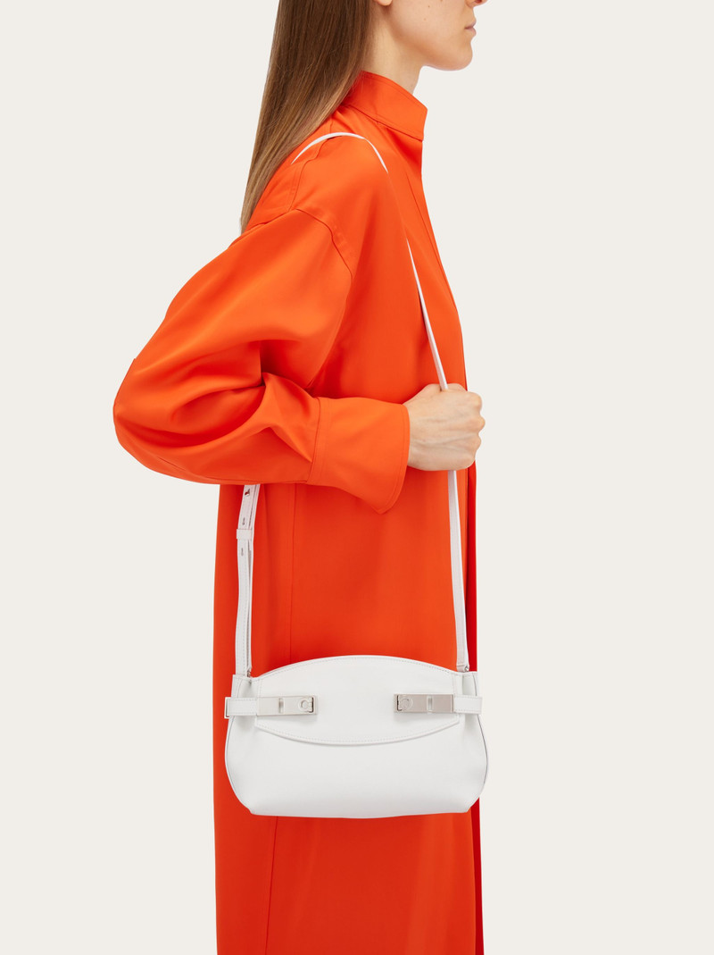 FERRAGAMO Hug pouch (S) outlook