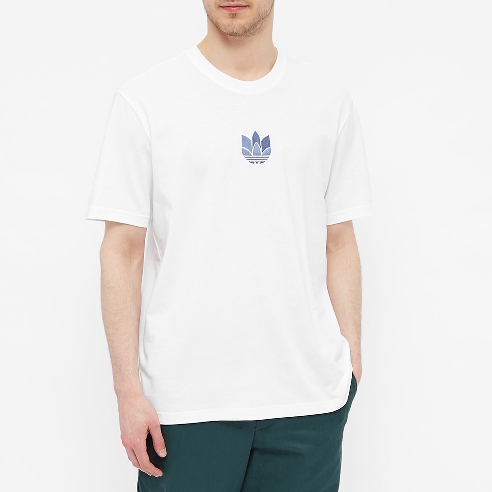 Adidas 3D Trefoil Tee - 3