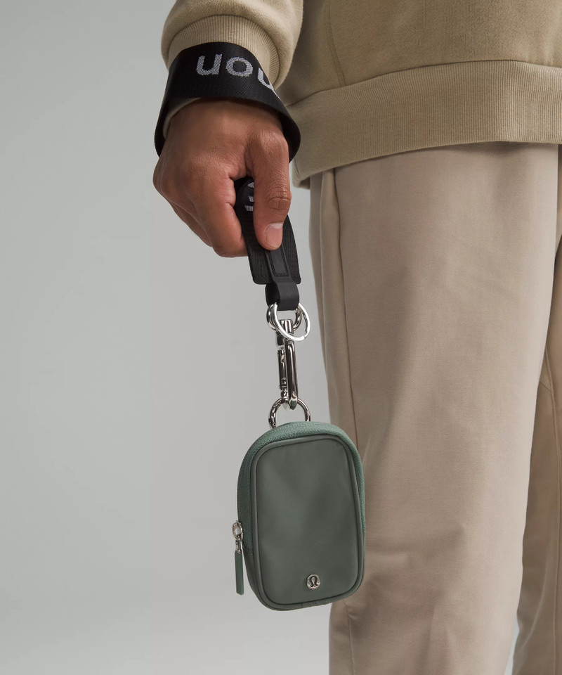 lululemon Clippable Nano Pouch outlook