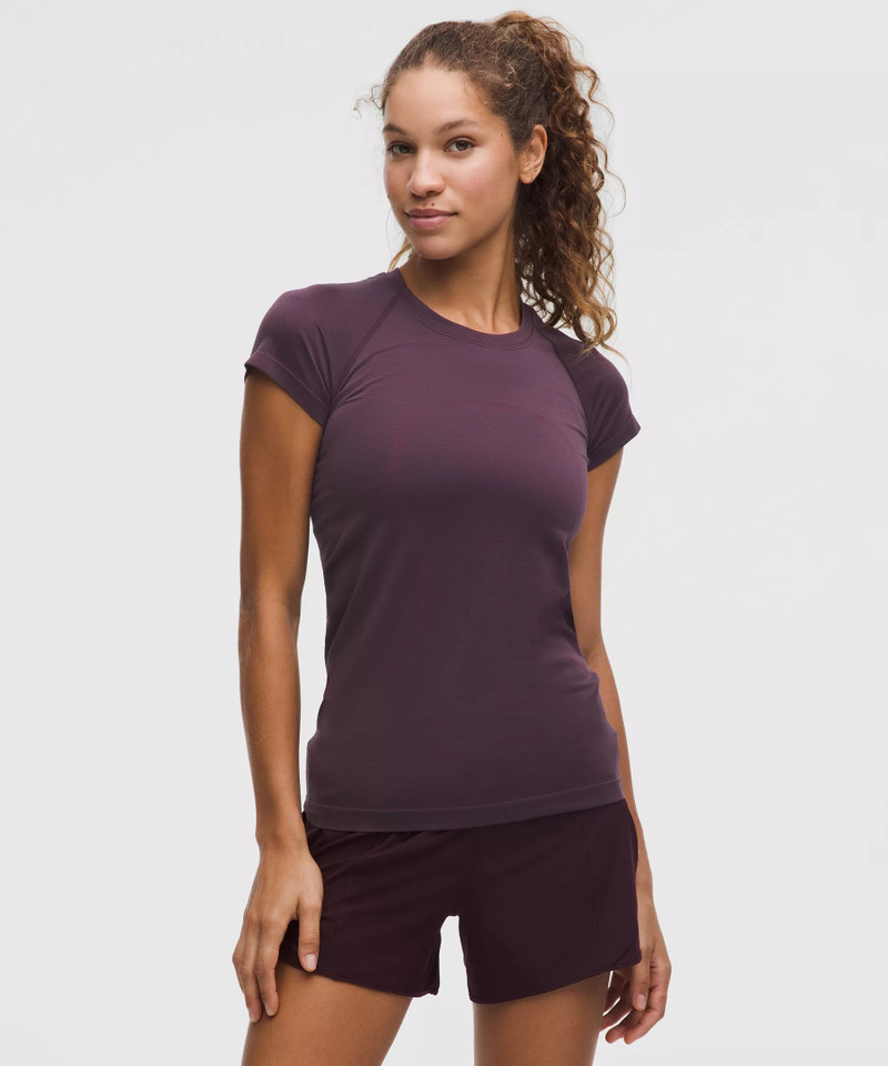 Swiftly Tech Short-Sleeve Shirt 2.0 *Hip Length 1
