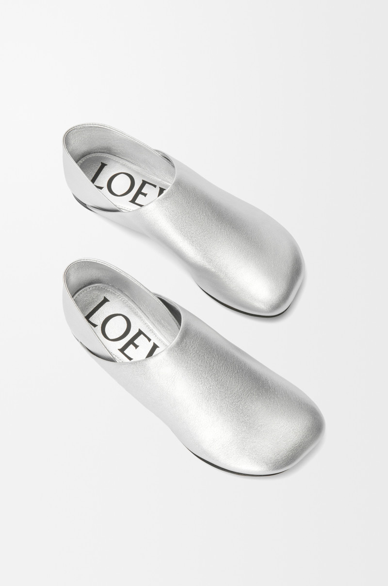 Toy slipper in laminated lambskin 4