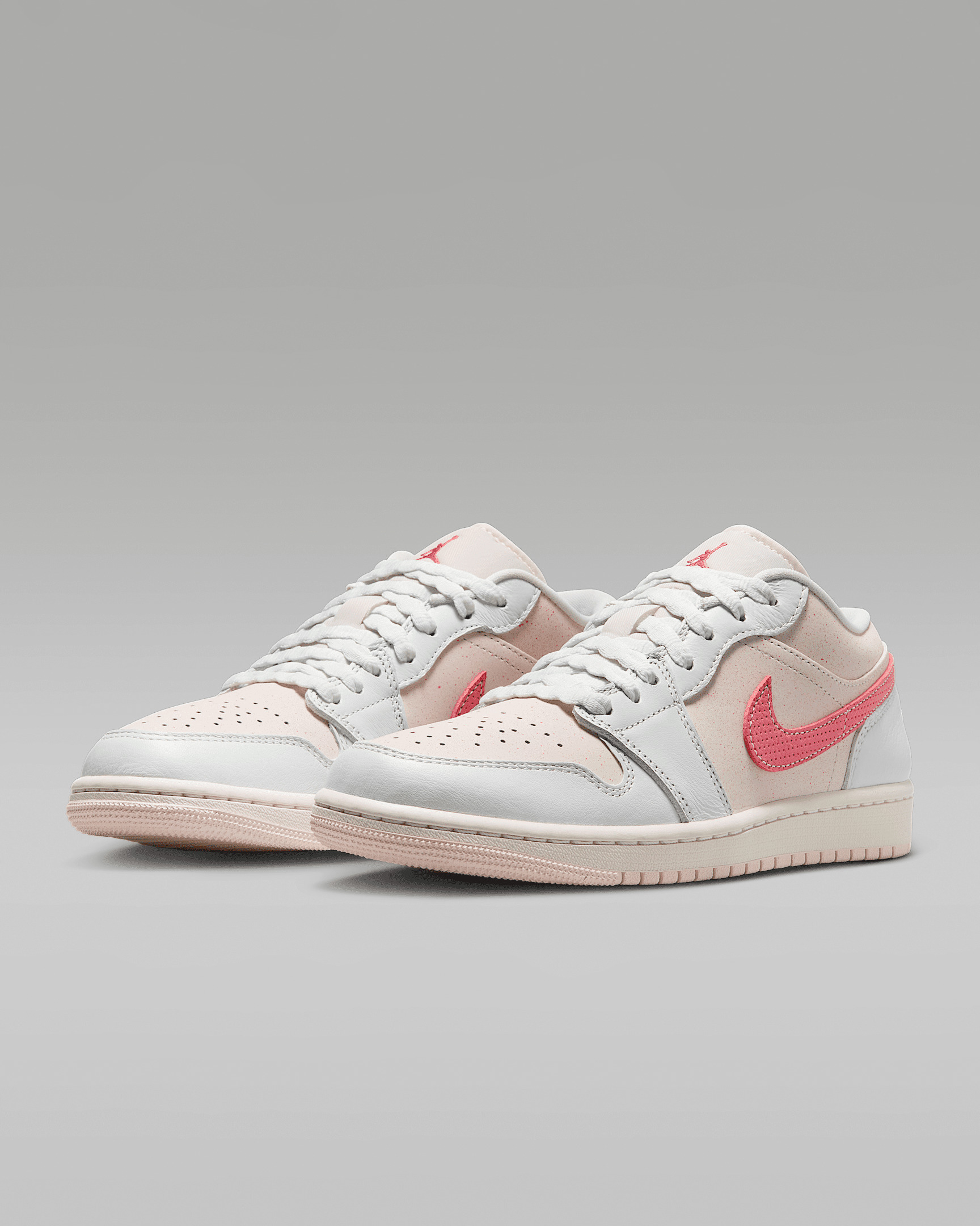 Air Jordan 1 Low SE Women's Shoes - 5