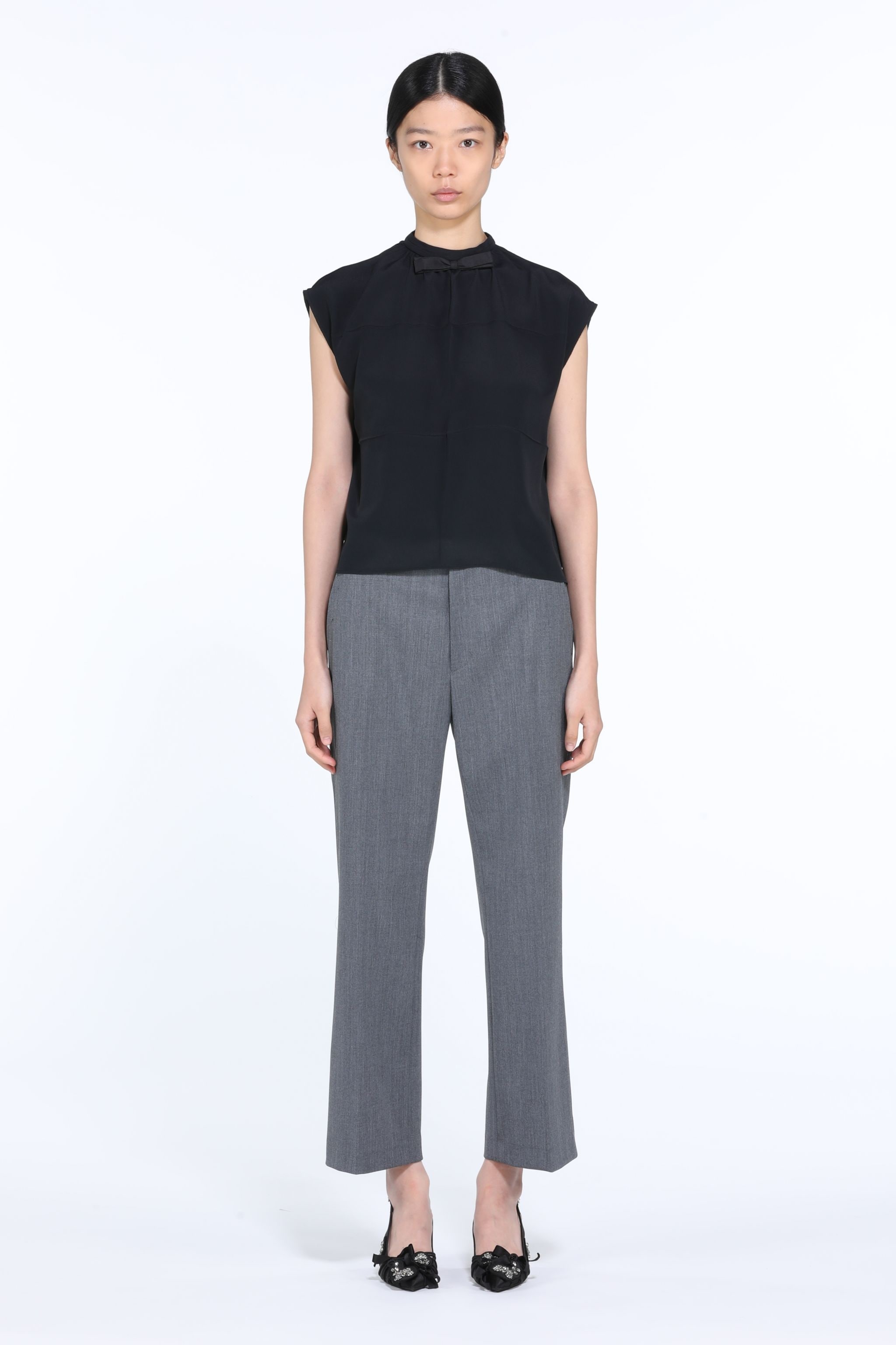 BOW-EMBELLISHED TOP - 4