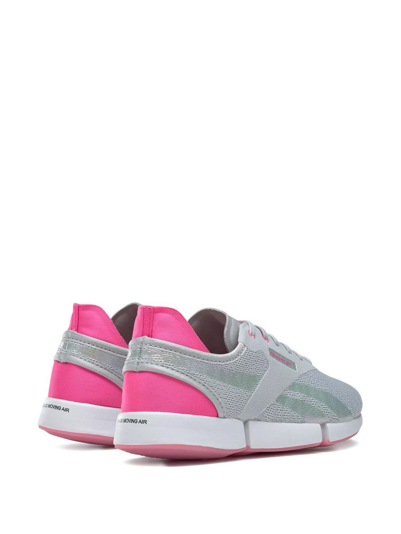 DMX 2 trainers 4
