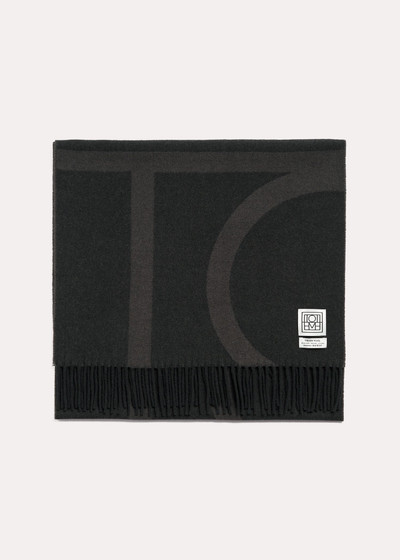 Totême Monogram jacquard wool scarf charcoal mélange outlook