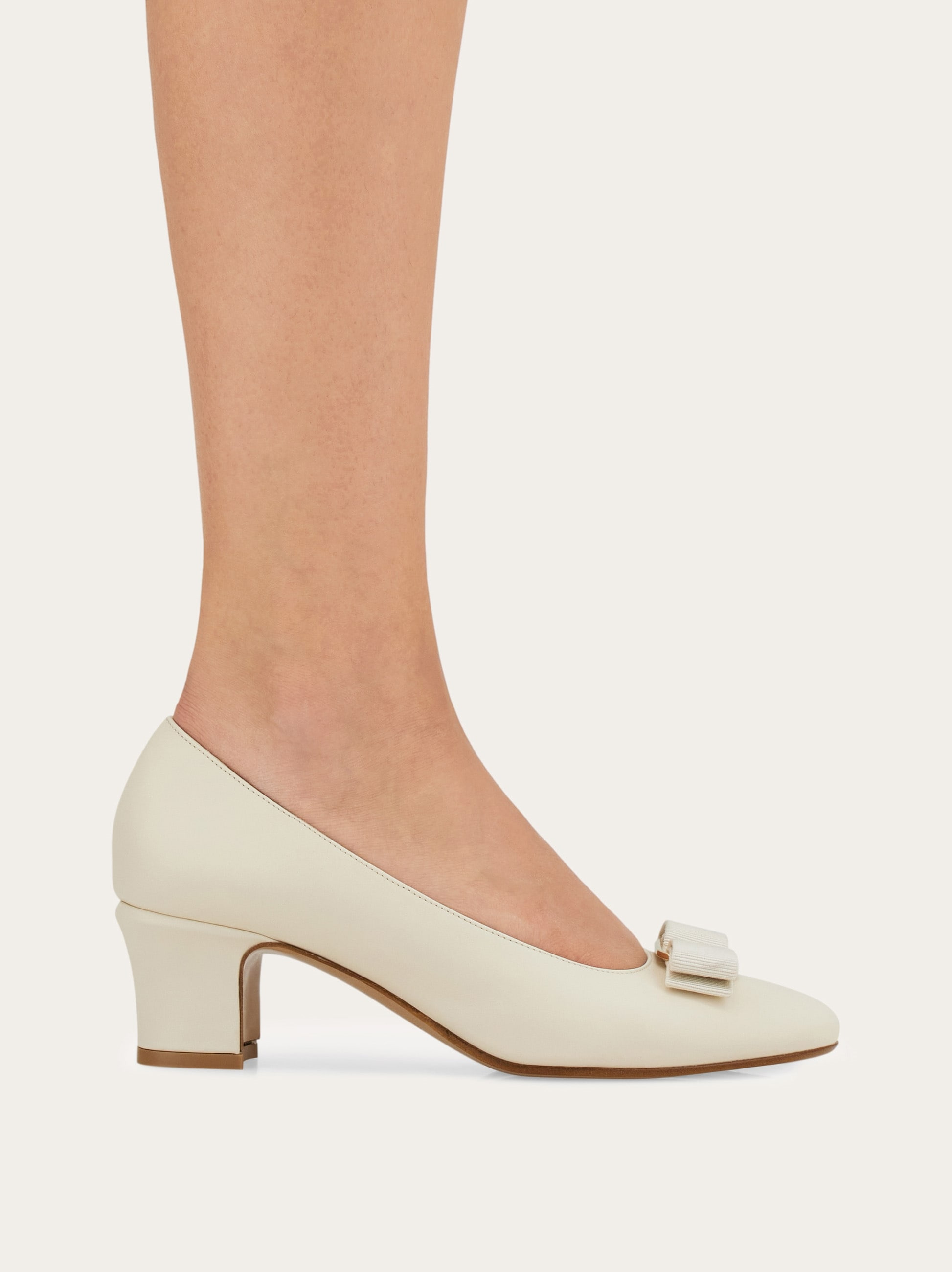 Vara bow block heel pump - 4
