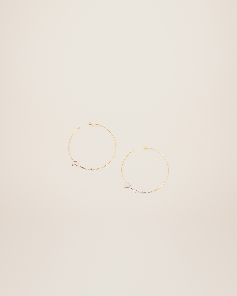 Les créoles Jacquemus 1