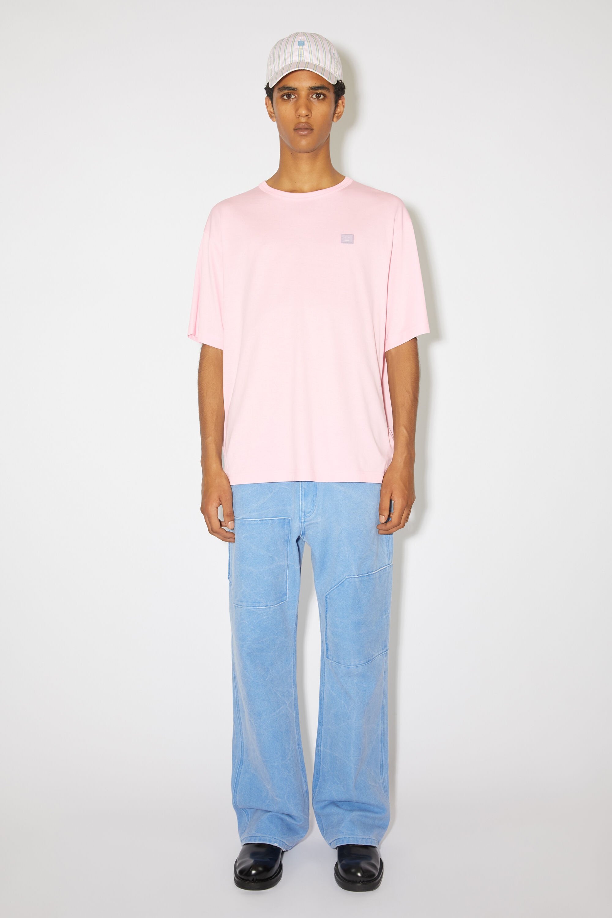Crew neck t-shirt - Relaxed fit - Light pink - 2