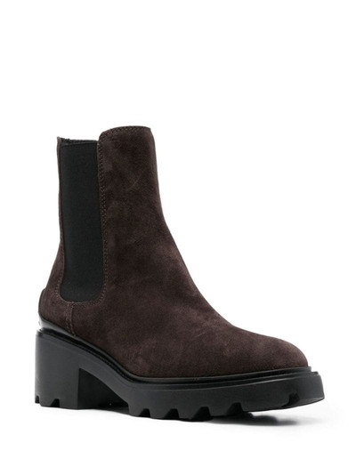 Tod's Chelsea ankle boots outlook