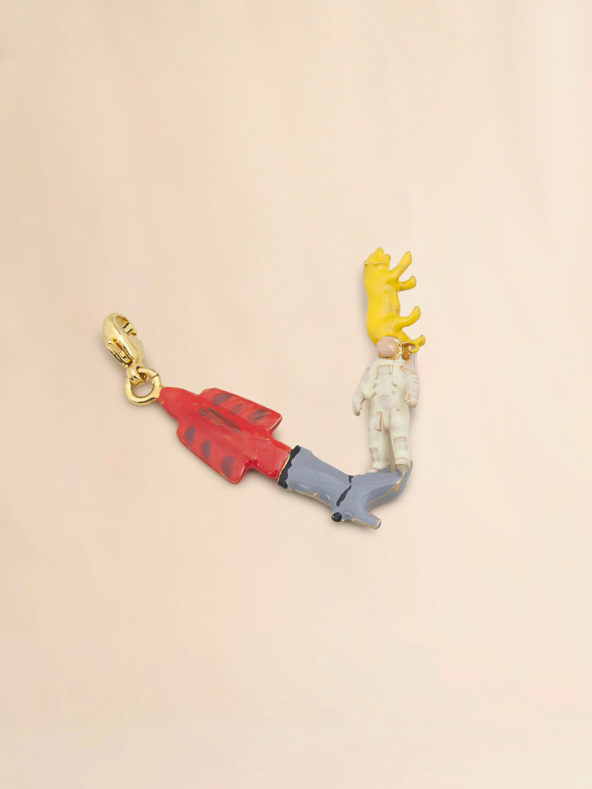 MARNI ALPHABET "V" CHARM - 3