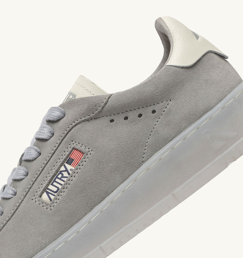 DALLAS LOW SNEAKERS IN MARSHMALLOW AND IRIS SUEDE 6