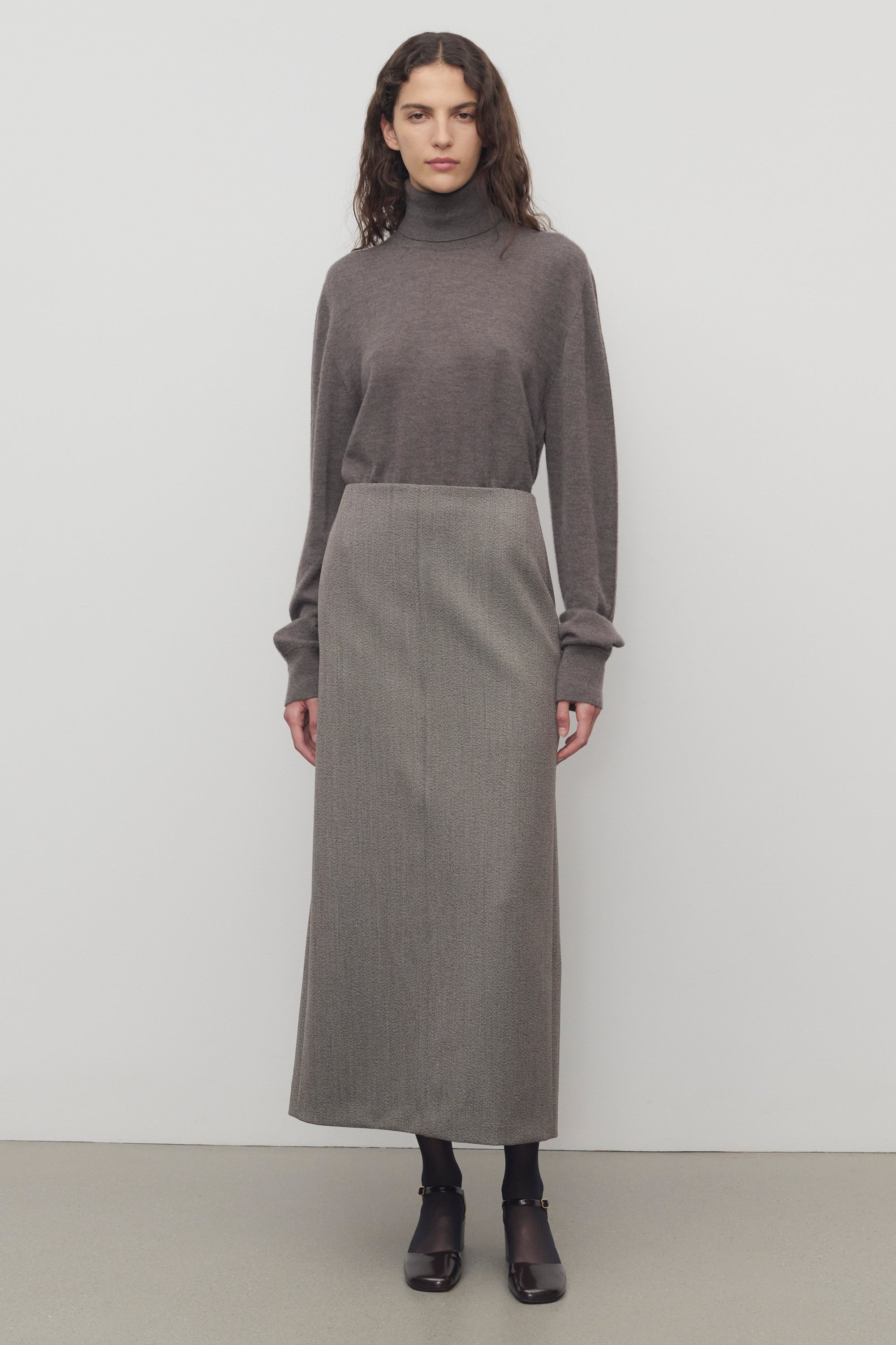 Nythera Skirt in Virgin Wool - 3