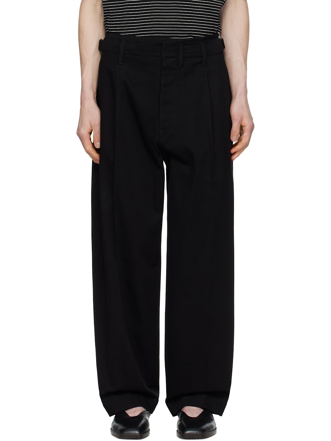 Black Pleated Carrot Trousers - 1