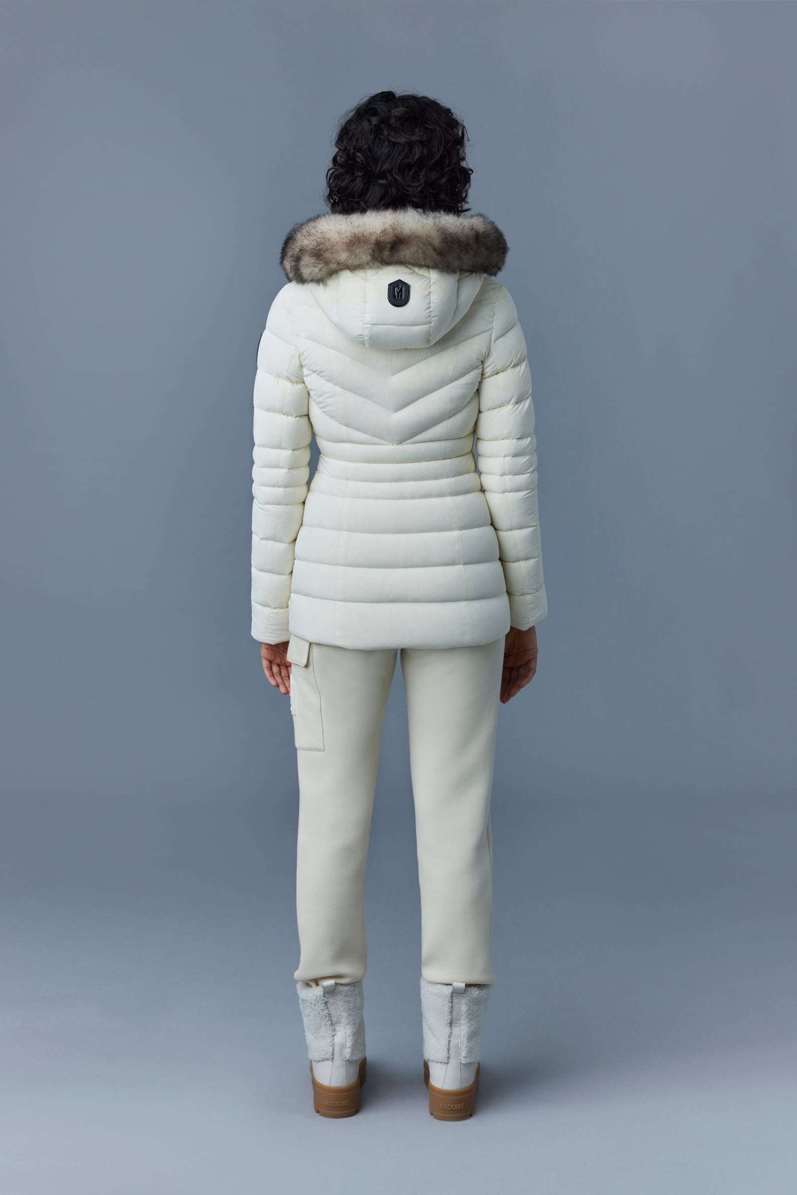 PATSY Agile 360 down jacket with shearling - 4