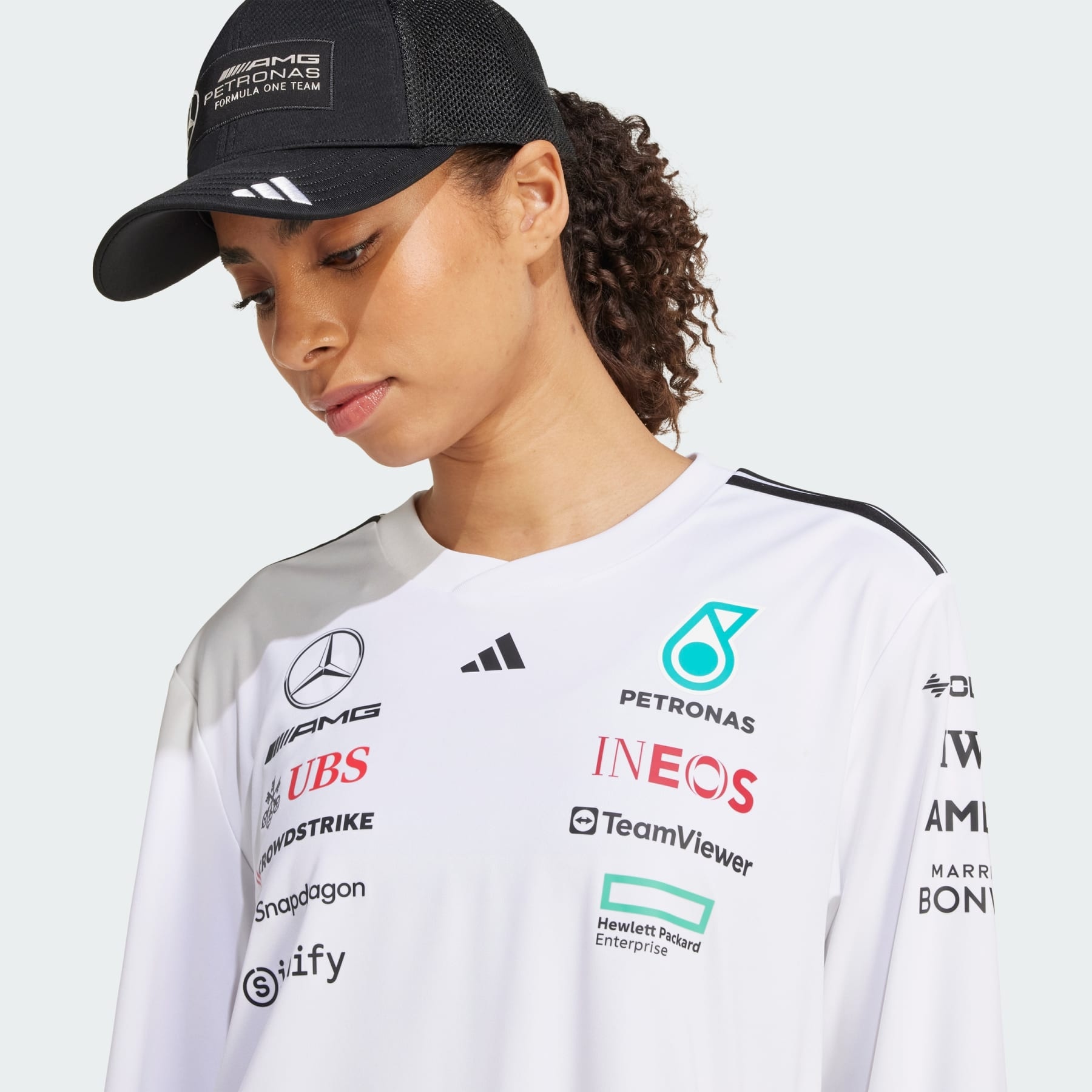 MERCEDES - AMG PETRONAS FORMULA ONE TEAM SNAPBACK LOGO TRUCKER CAP - 4