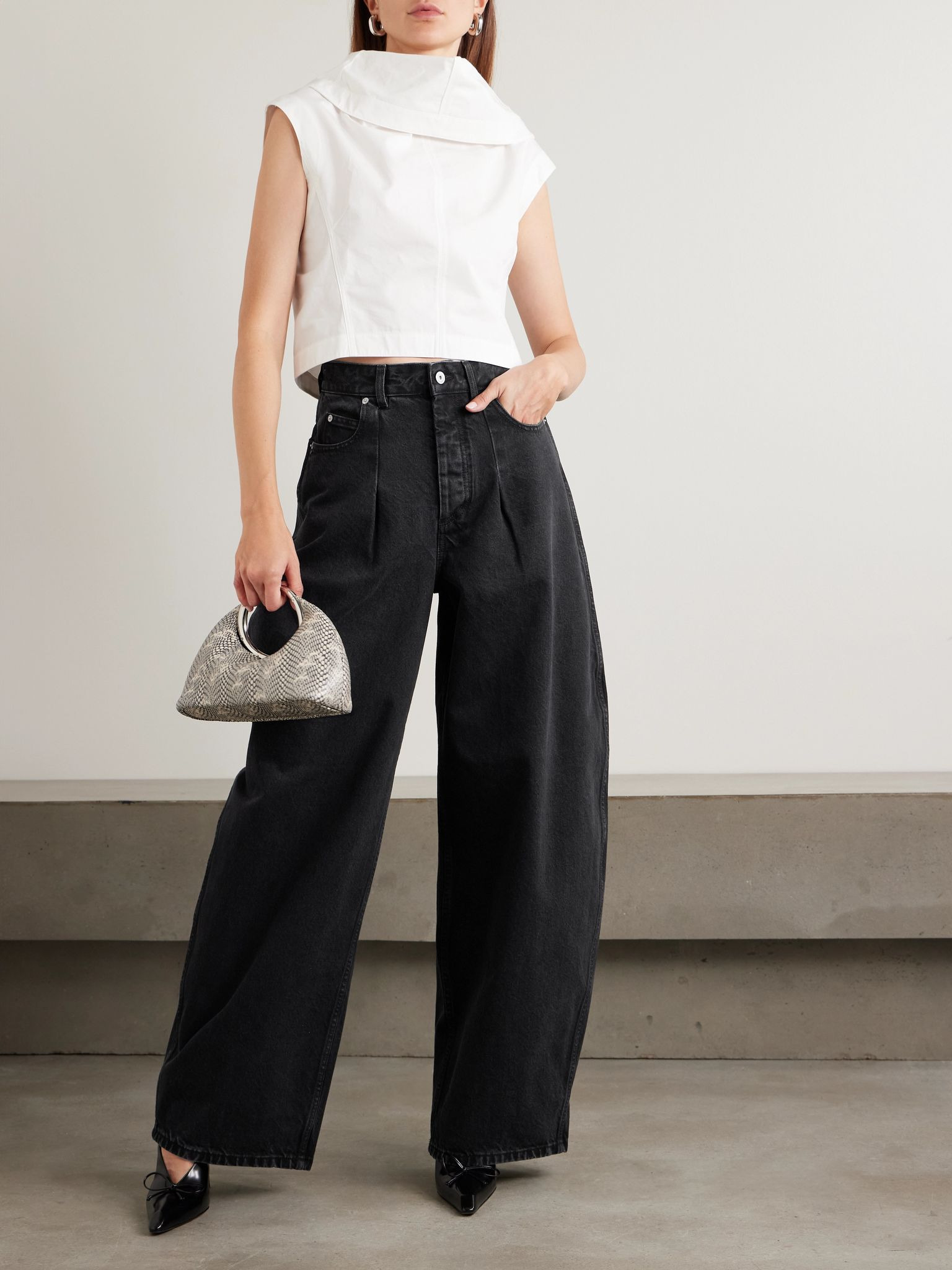 The Ovalo de-Nîmes pleated high-rise barrel-leg jeans Black - 2
