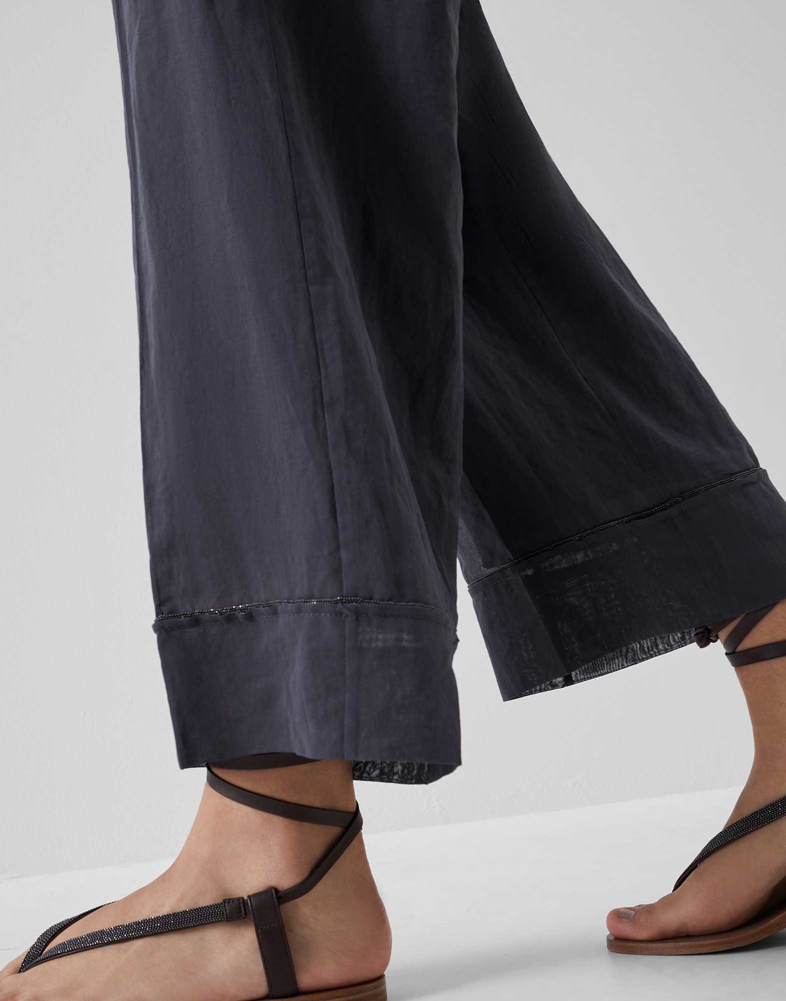 Cotton organza pyjama-style trousers with shiny cuffs - 3