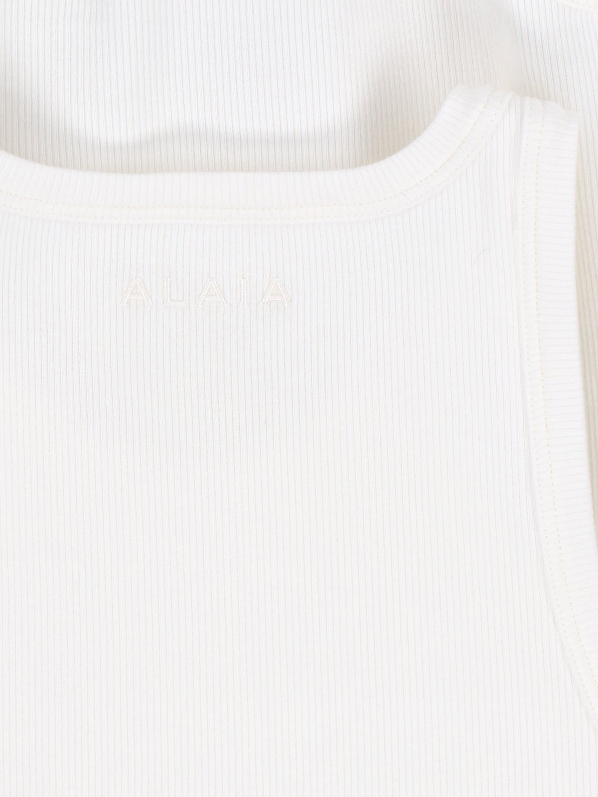 LOGO MODELLING BODY - 3