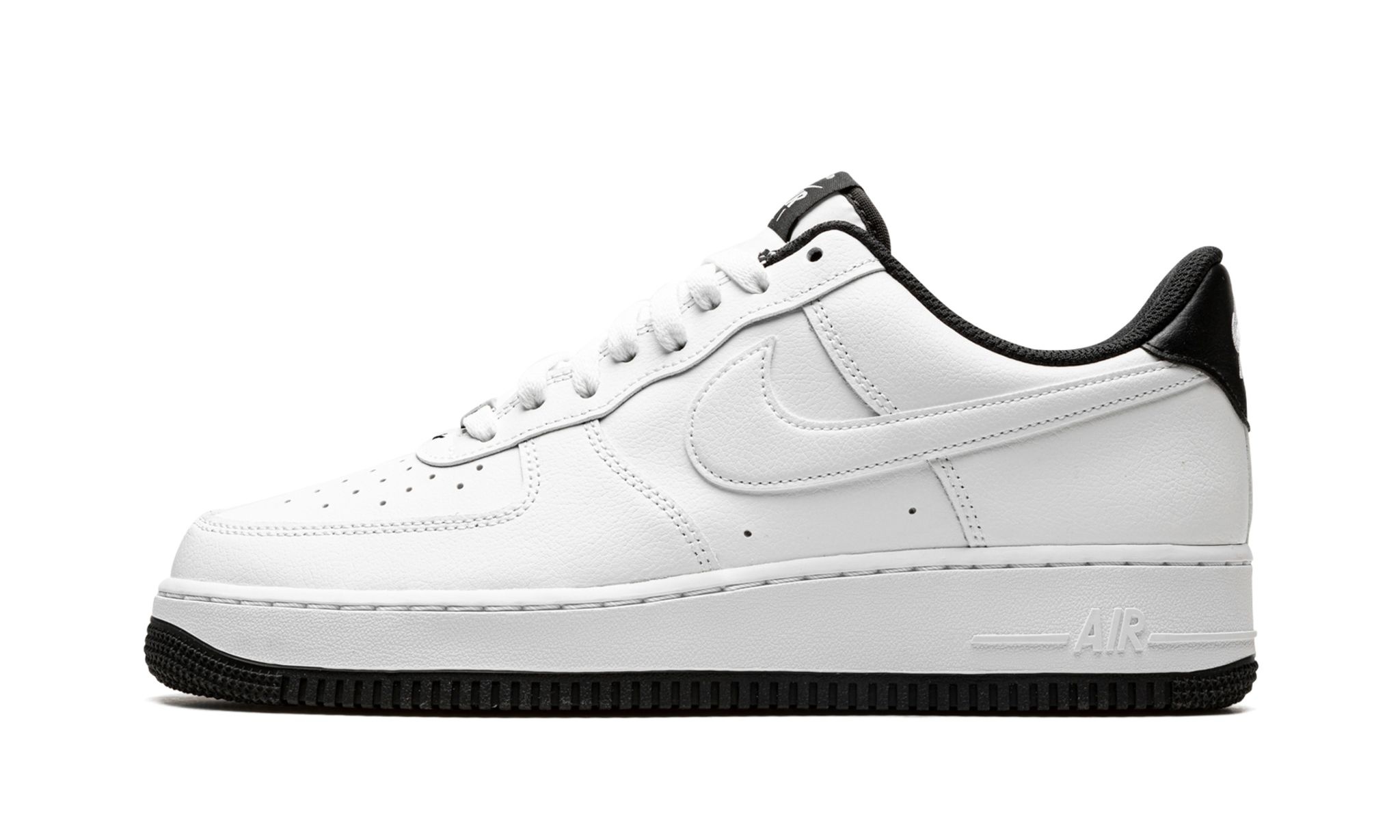 Air Force 1 '07 "White / Black" - 1