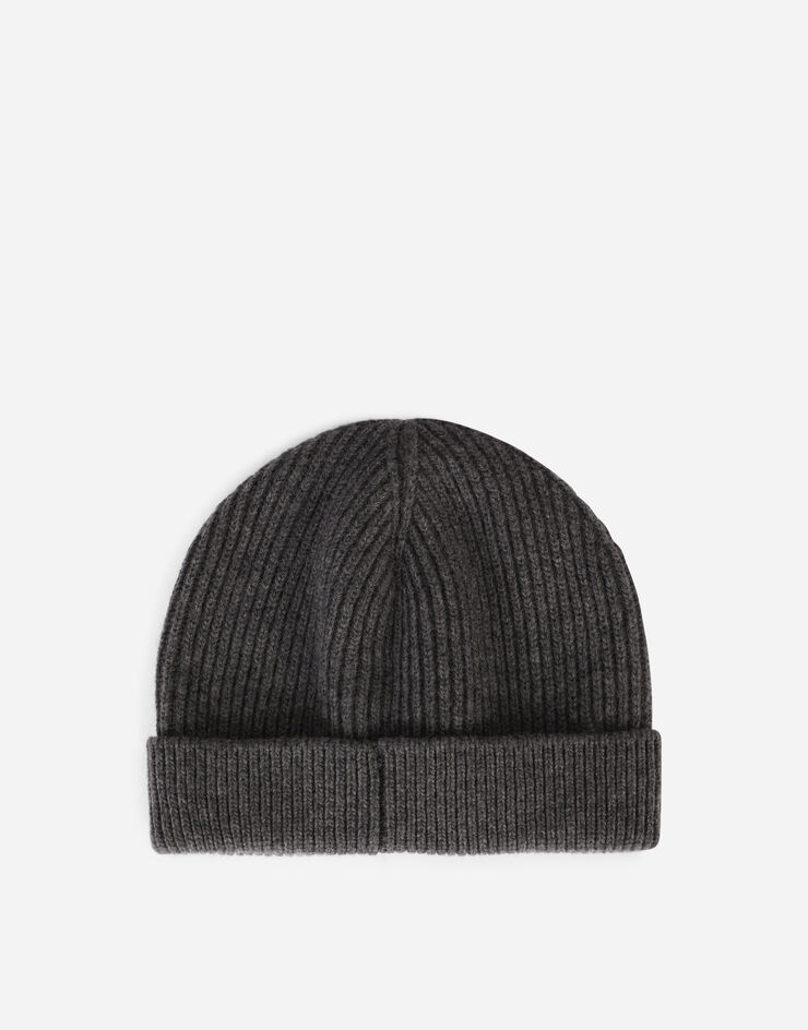 Knit wool hat with leather logo - 3