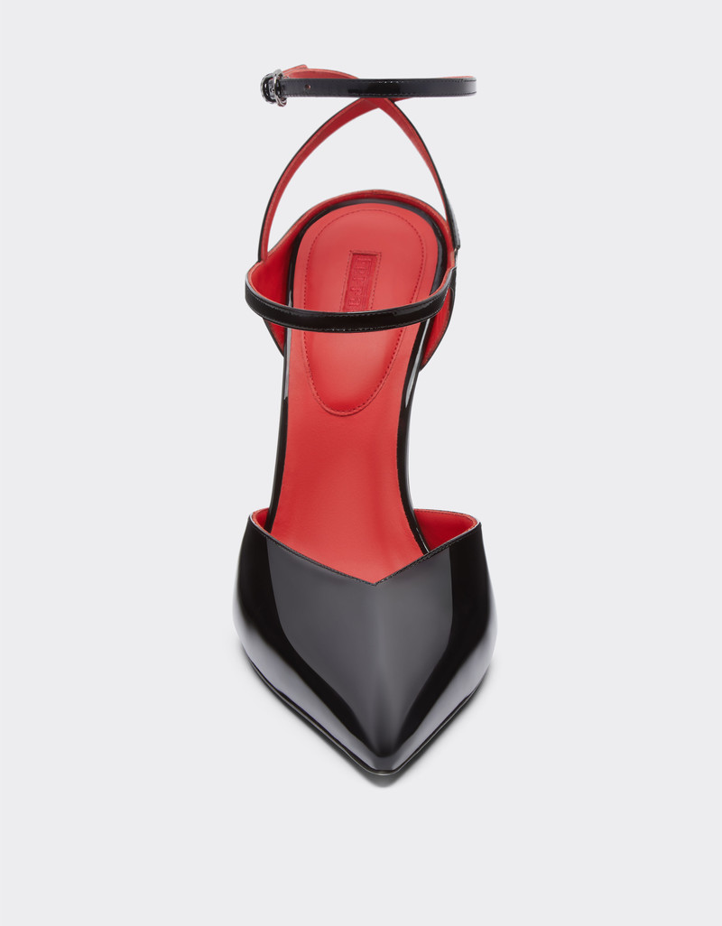 Pump shoe in coated leather 4