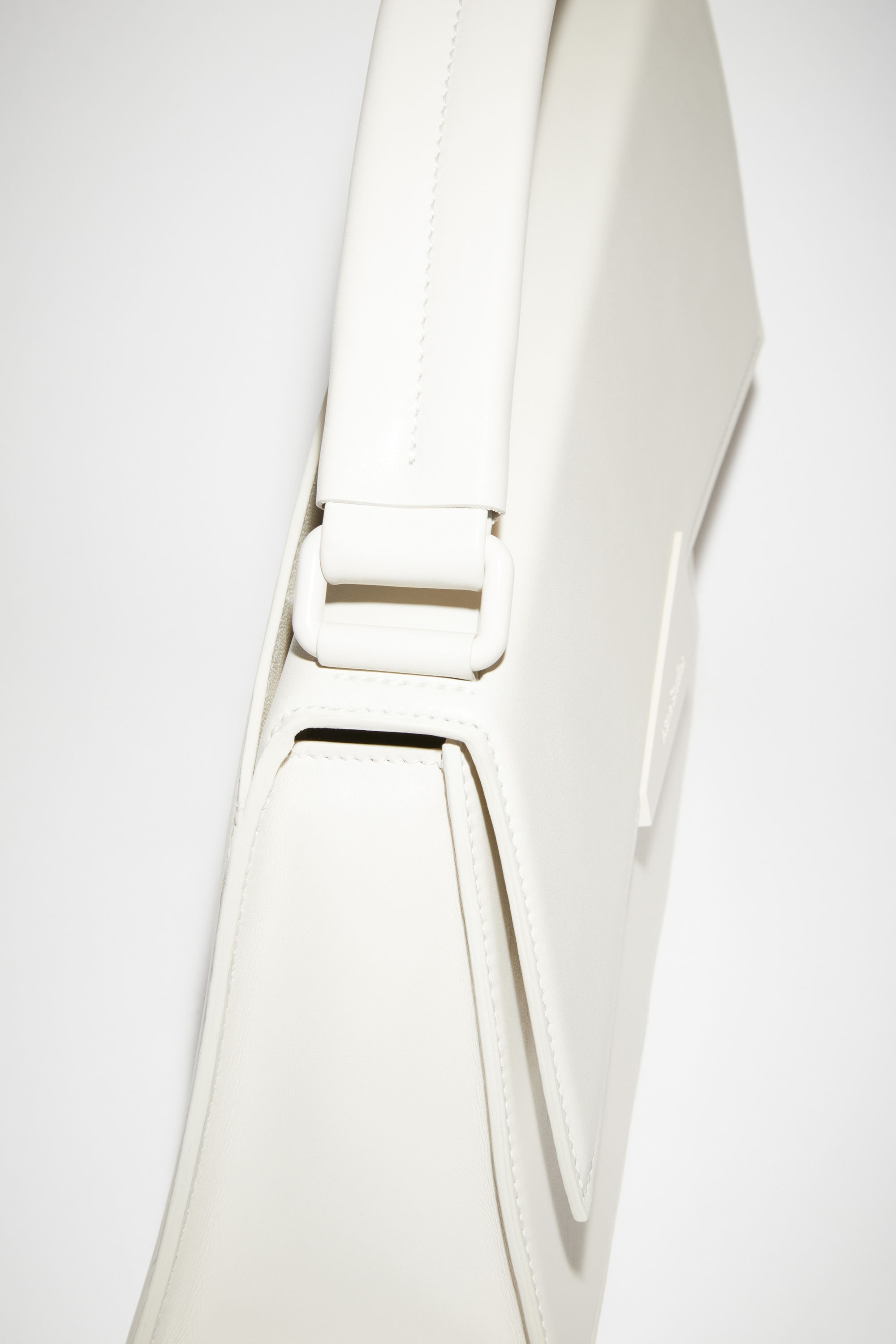 Distortion handbag - White - 6