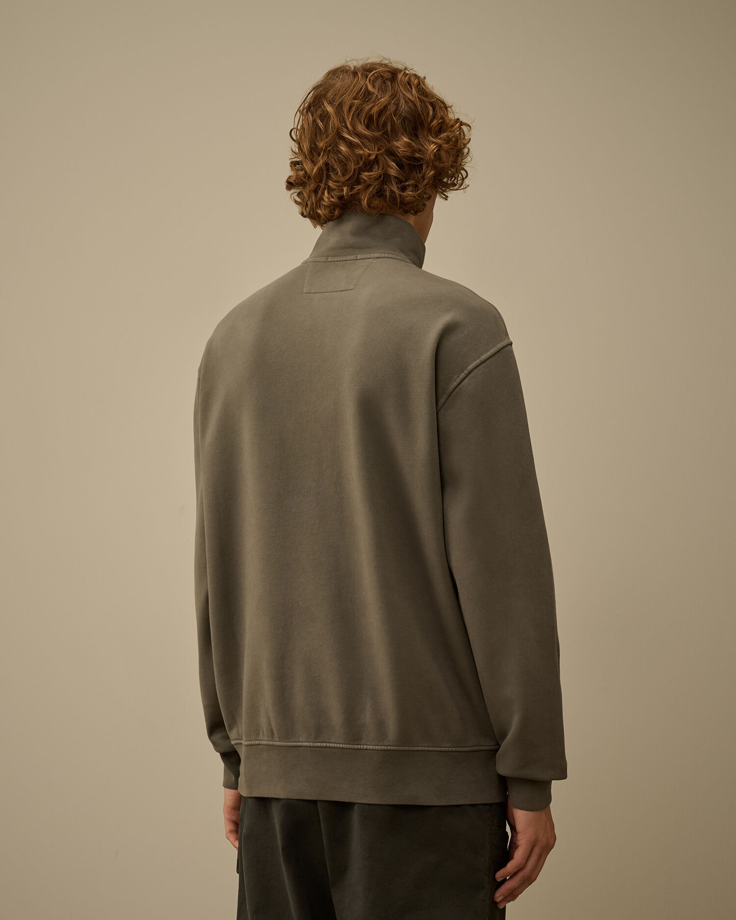 Brushed and Emerized Diagonal Fleece Half Zip Sweatshirt - 4