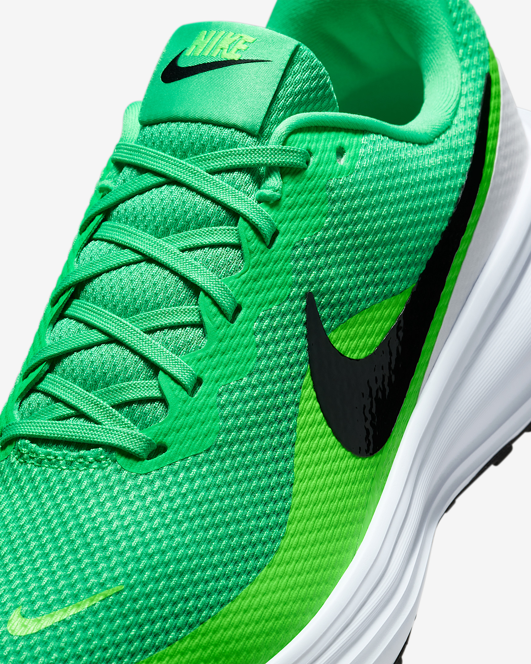 Nike Revolution 8 Men's Road Running Shoes - 7